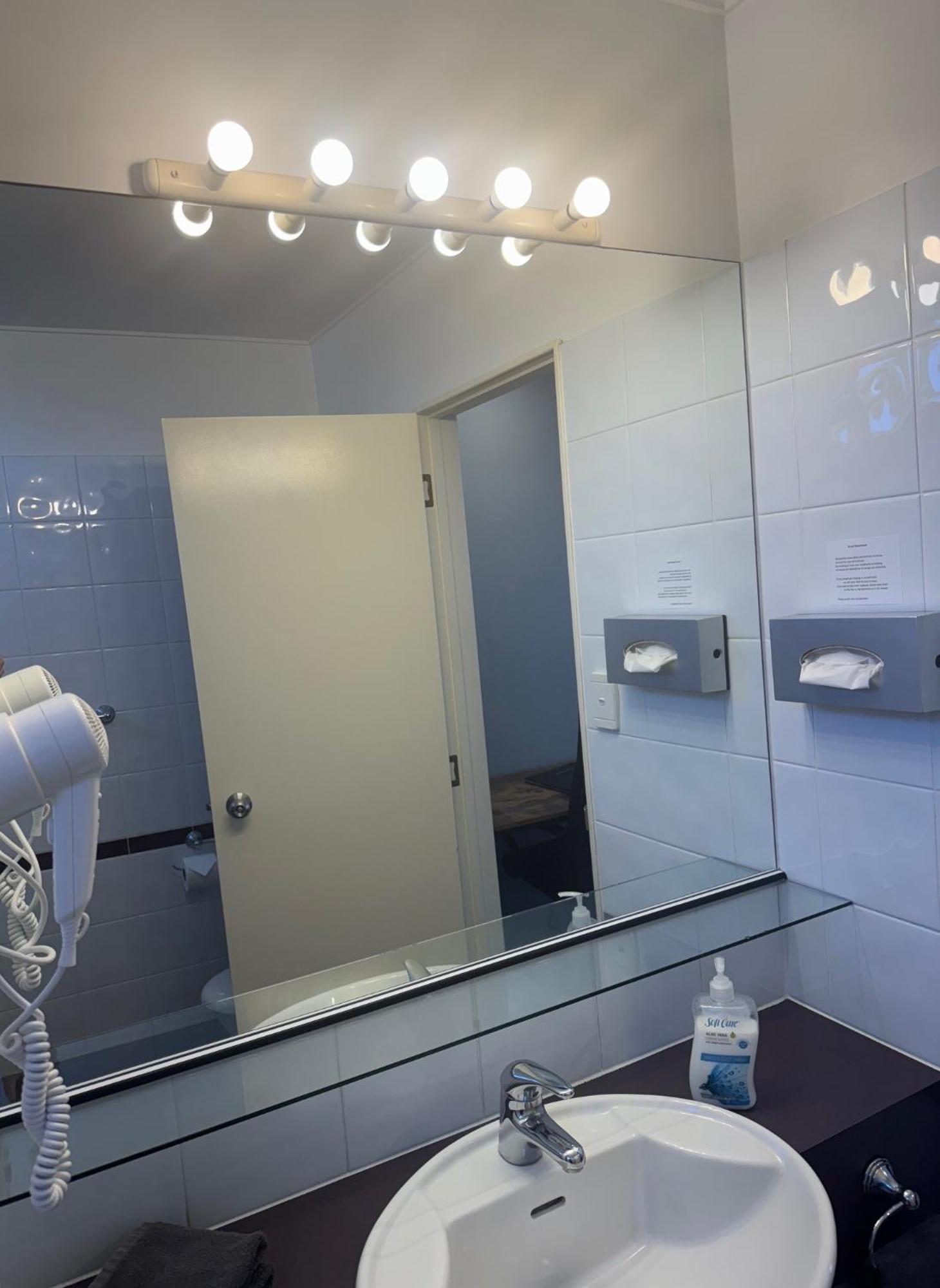 Academy Motor Inn Tauranga Eksteriør bilde